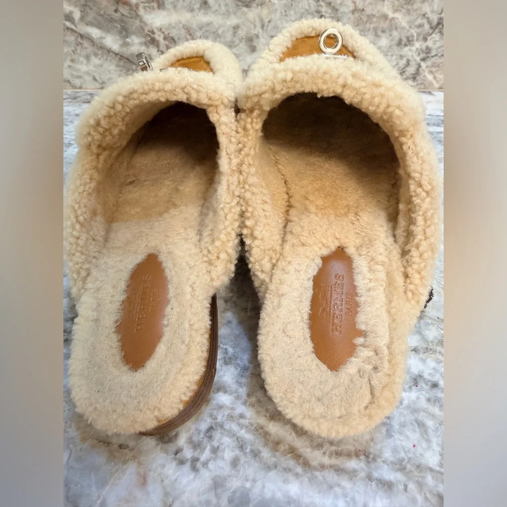 Hermes Oz Mules suede goatskin and shearling, gold color Size 40, US 9,5. Slides - Picture 11 of 13